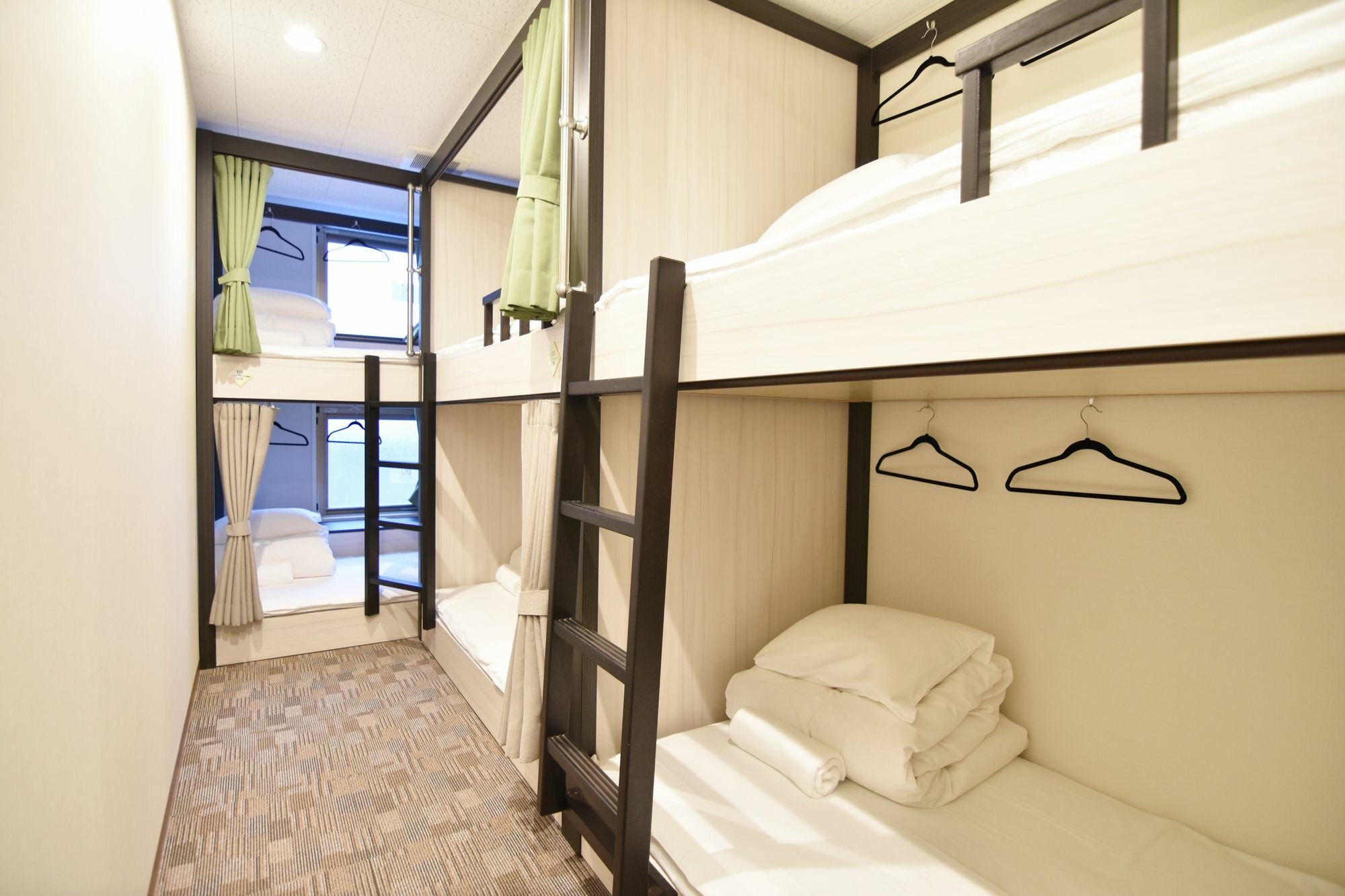 Home Hostel Osaka Bagian luar foto